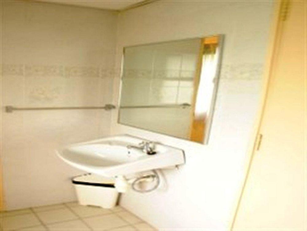 New Town Hotel Bandar Sunway Субанг-Джая Экстерьер фото